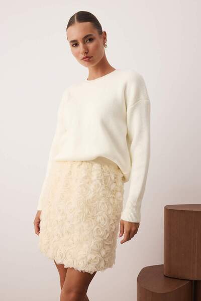 Trendyol Collection Fusta mini din tul ecru cu detalii trandafiri TWOSS25ET00217