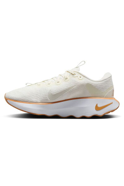 Nike Motiva Kadın Bej Yürüyüş Ayakkabısı (Dar Kalıp 1 Beden Büyük Alınız)