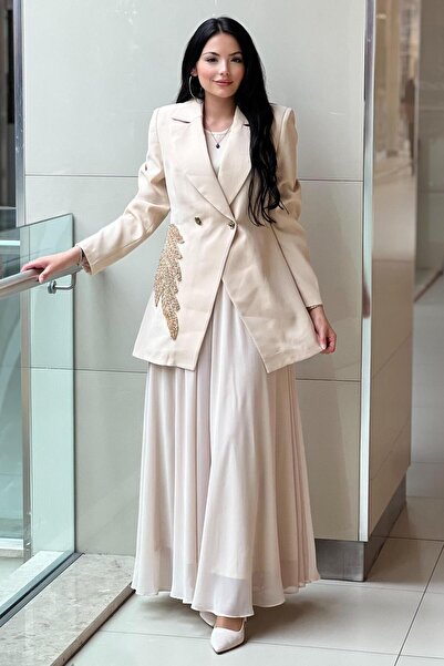 White Corner 3-Piece Set with Jacket, Embroidered Underwear and Skirt