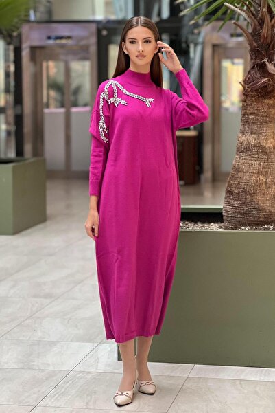 Ghisa Stone Embroidered Knitwear Dress on the Shoulder