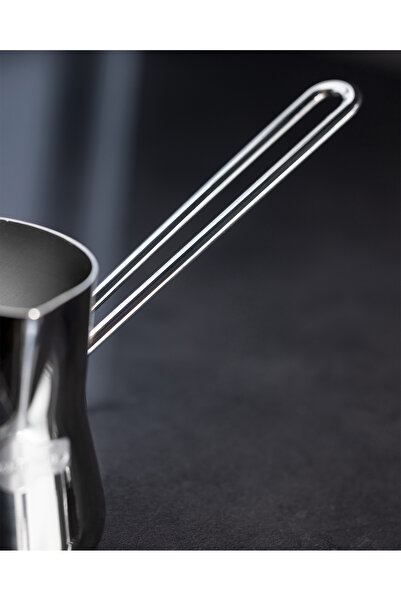 Madame Coco Morlanne Coffee Pot - Steel - 305 ml