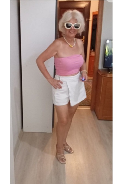 Butik Sort etek beyaz s.m.l uyumludur