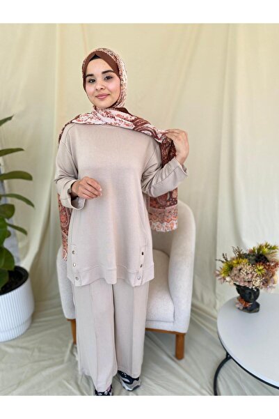 EKRUTEX ÇIT ÇIT DETAYLI İKİLİ EŞOFMAN TAKIM