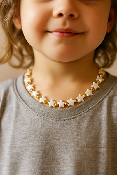 TwinsCollection Beyaz Yıldız Boncuk Kadın Kolye