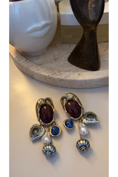 Bo Takı ve Aksesuar Vintage model charmlı sallantılı küpe