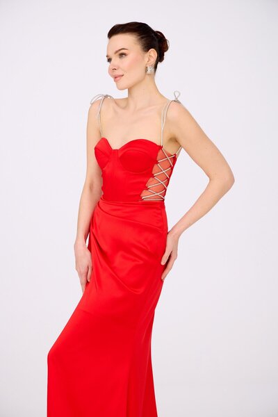 Carmen Kırmızı Saten Bağlamalı Uzun Abiye Elbise ve Davet Elbisesi