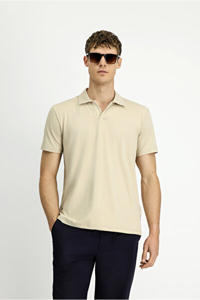 Kiğılı Μπλουζάκι Techno-Line με κανονική εφαρμογή Lycra με στάμπα με γιακά πόλο