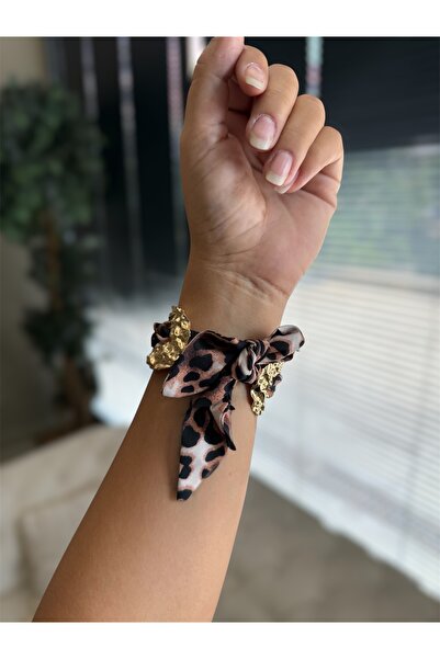 DGK COLLECTİON 14K gold renk,Tasarım leopar şifonlu, şık kelepçe