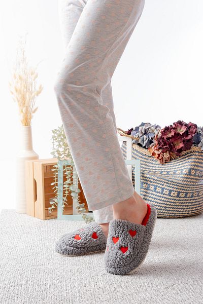 Slipcat Women's Plush Heart House Slippers Plush House Slippers Guest Slippers Bundle Slippers