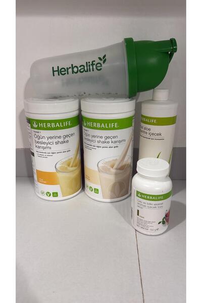 Herbalife 1 ADET MUZLU SHAKE 1 ADET VANILYALI SHAKE ALOE ÇAY102 GR SAHKER