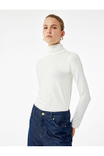 Koton Slim Fit Viscose Fabric Long Sleeve Turtleneck T-Shirt