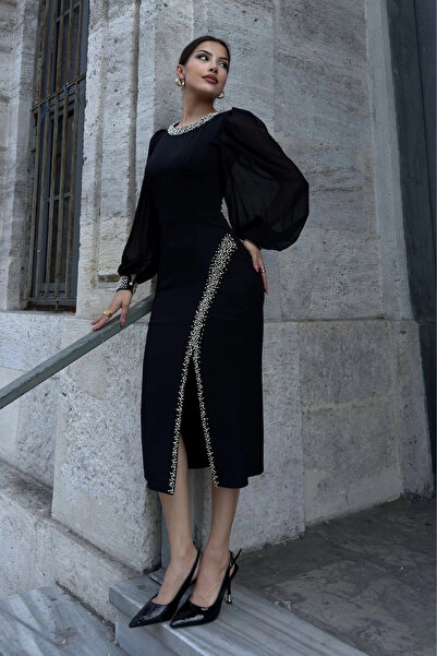 lodmela İnci Süsleme Detaylı Yırtmaçlı Abiye Elbise 2223-Siyah