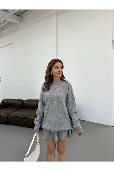RM Collect Pleated Bottom Top Knitwear Set