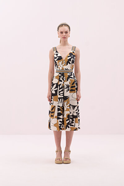 Roman Şerit Detaylı V Yaka Midi Boy Pileli Elbise Standart Renk Y2511009_089