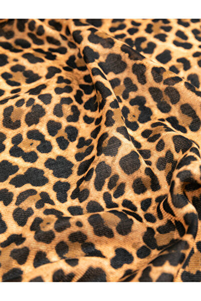 Koton Square Leopard Shawl