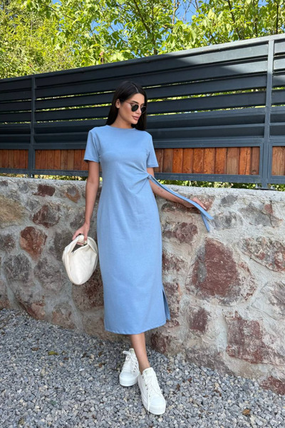 oshebu Μπλε – Μακρύ φόρεμα άνοιγμα με κορδόνια στο πλάι