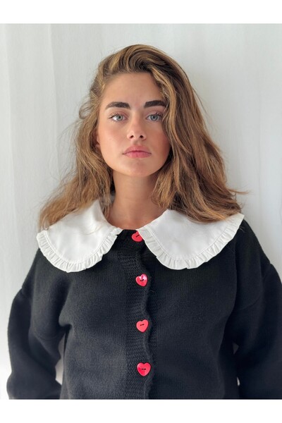 Retrobird Short Heart Button Cardigan Women Black