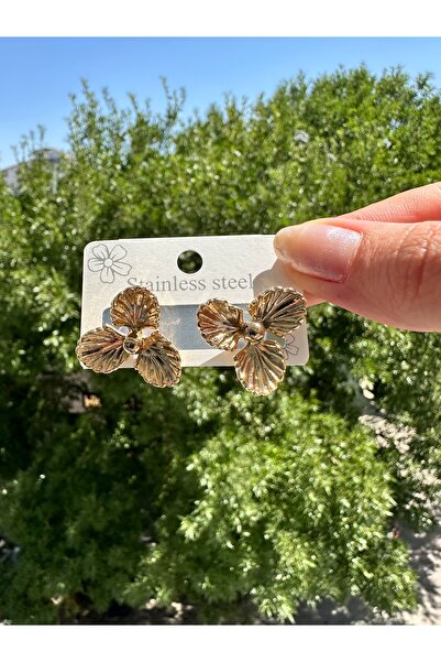 AWDOY Yaprak Tasarımlı Altın Rengi Küpe