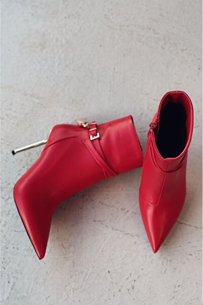 I Love Shoes Teronsa Mat Deri Toka Detaylı Kırmızı Topuklu Bot