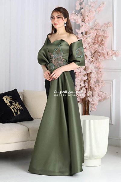 modern designer Evening dress with luxurious embroidery