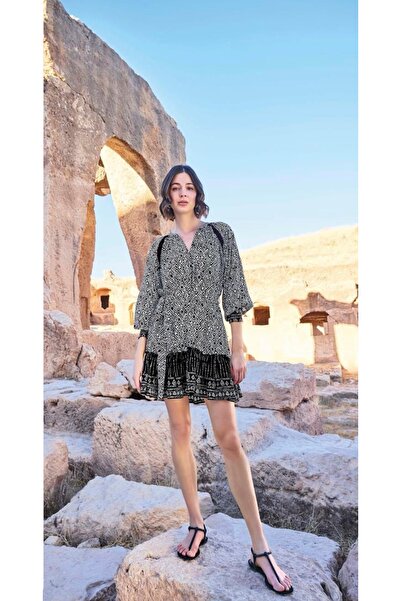 NightLove فستان موناميز منقوش عرقيًا 23046