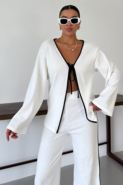 MODAGEN Kadın Beyaz Ön Bağlama Detaylı Biyeli Alt-Üst Pantolonlu Takım
