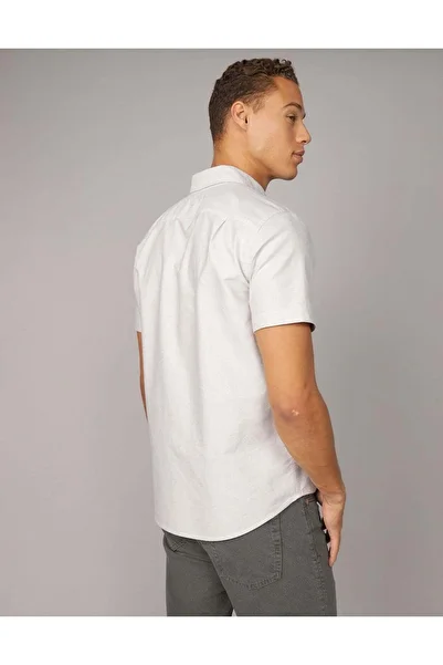 AMERICAN EAGLE AE Short-Sleeve Classic Fit Button-Up Shirt