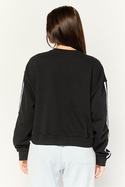 adidas Women Sportswear Fit Long Sleeve Adicolor Outdoor Sweatshirt,Black