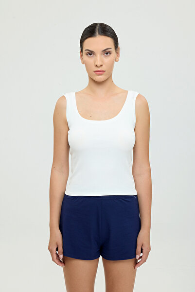 SHEISMONO Μαλακό αμάνικο μπλουζάκι με οβάλ λαιμόκοψη σε χρώμα εκρού