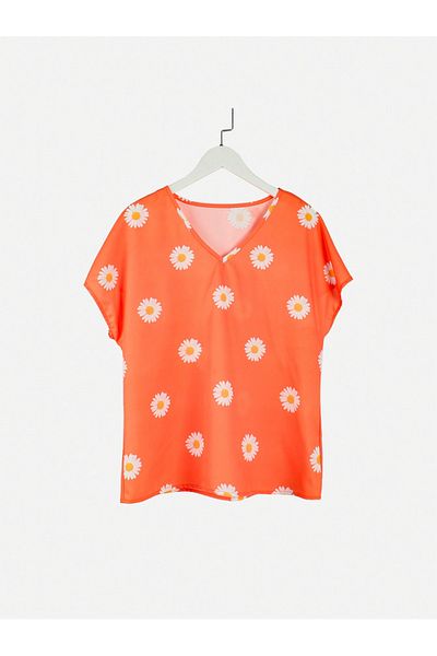 Styli Floral Print V Neck Short Sleeve Top