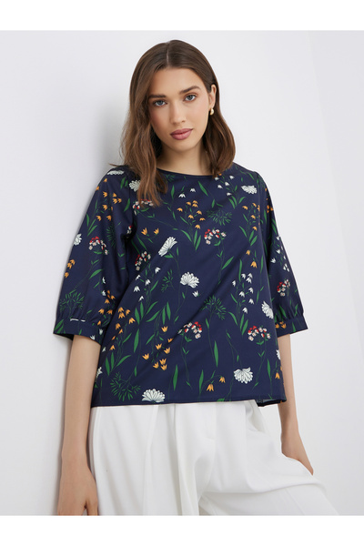 Styli Women Navy Blue Floral Print Top