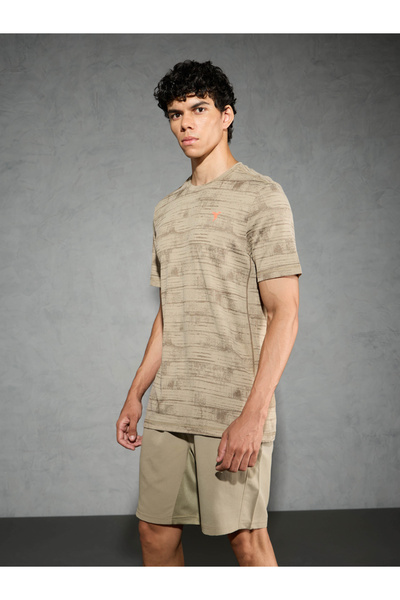 Technosport By Styli Men Jacquard Slim Fit Crew Neck T-Shirt