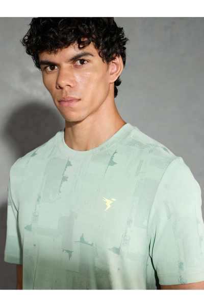 Technosport By Styli Men Jacquard Slim Fit Crew Neck T-Shirt