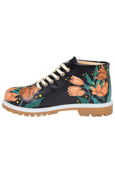 MUMKA Red Flowers on Black Boots