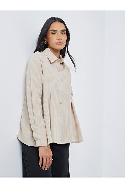 Styli قميص ذو ياقة منتشرة ومطوي منقوش