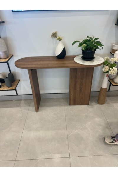 DEC13 Stylish wooden console with a modern design