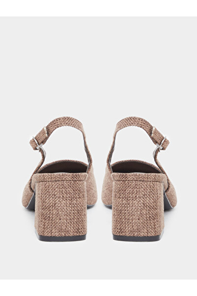 Styli Flower Knot Detail Flat Sandals