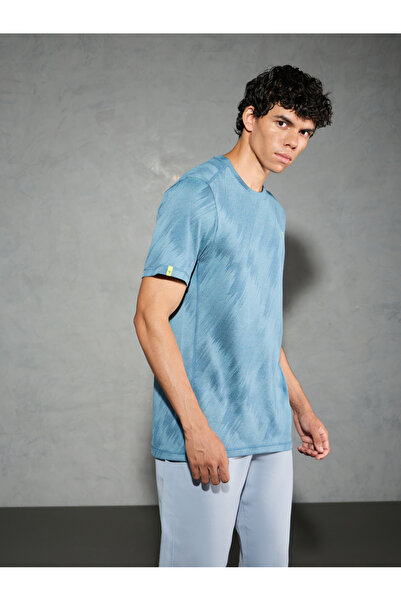 Technosport By Styli Men Jacquard Slim Fit Crew Neck T-Shirt