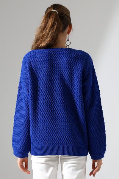 ALCHON Round Neck Long Sleeve Zigzag Walking Pattern Loose Relaxed Fit Winter Knitwear Sweater