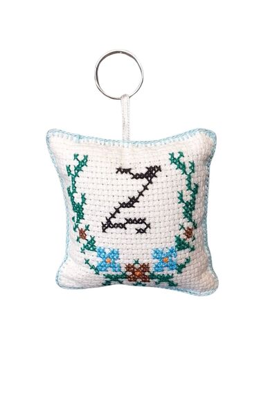 Uretti - Sibel 2453 6129 Handmade Letter Z Cross Stitch Keychain