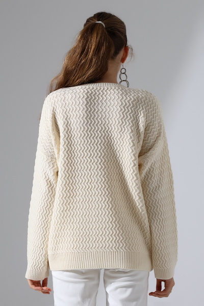 ALCHON Round Neck Long Sleeve Zigzag Walking Pattern Loose Relaxed Fit Winter Knitwear Sweater