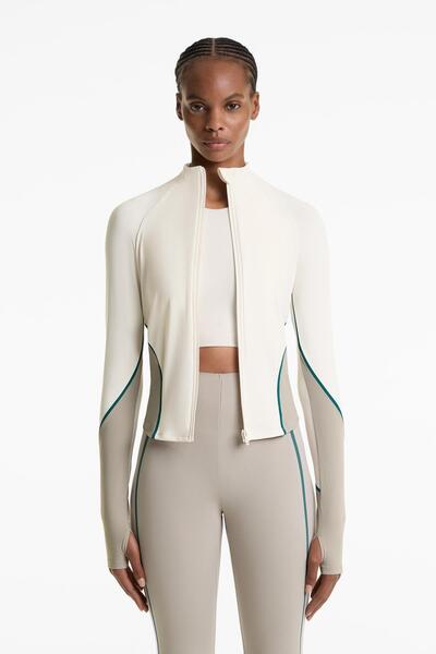 Oysho Light warm technical jacket