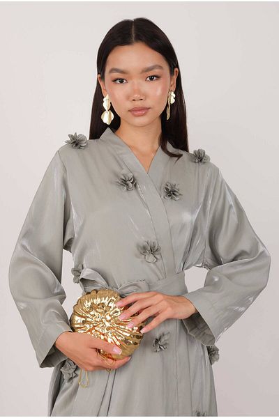 HEQA Floral Appliqued Abaya Çağla