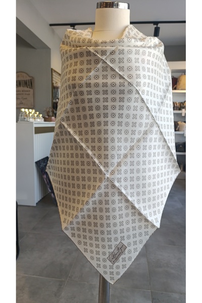 LA BOUTIQUE TWILL SILK SCARF