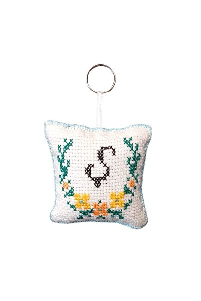 Uretti - Sibel 2453 9724 Handmade Letter S Cross Stitch Keychain