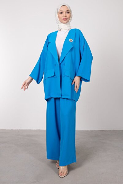 Tesettür Diyarı Oversize Cut Brooch Detailed Hijab Suit Standard Size (36-42 Compatible)