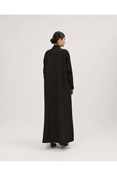 SOROSE SA Barbie half-cloche abaya with a wrap design and a zigzag collar decorated with black crystals