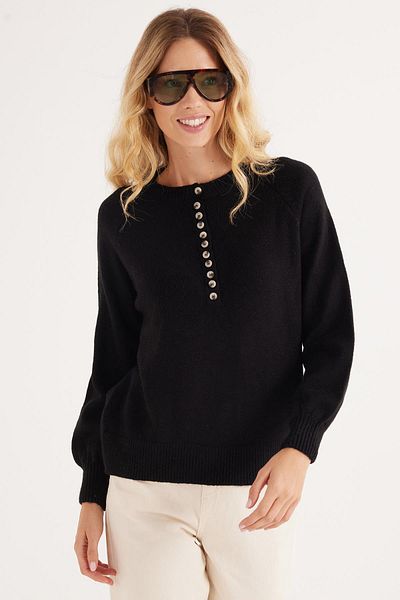 Tudors Women's Oversize Wide Cut Button Collar Black Sweater