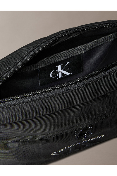 Calvin Klein Men Black Water Repellent Twill Crossbody Camera Bag
