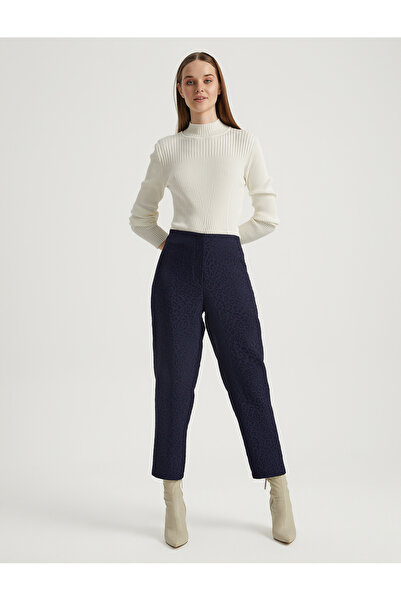 BGN workshop PANTALONI ELASTICI JACQUARD DUZ croială